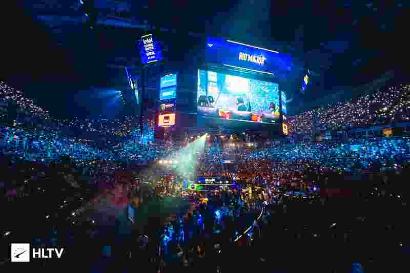 紧接着的跑 紧接着的跑