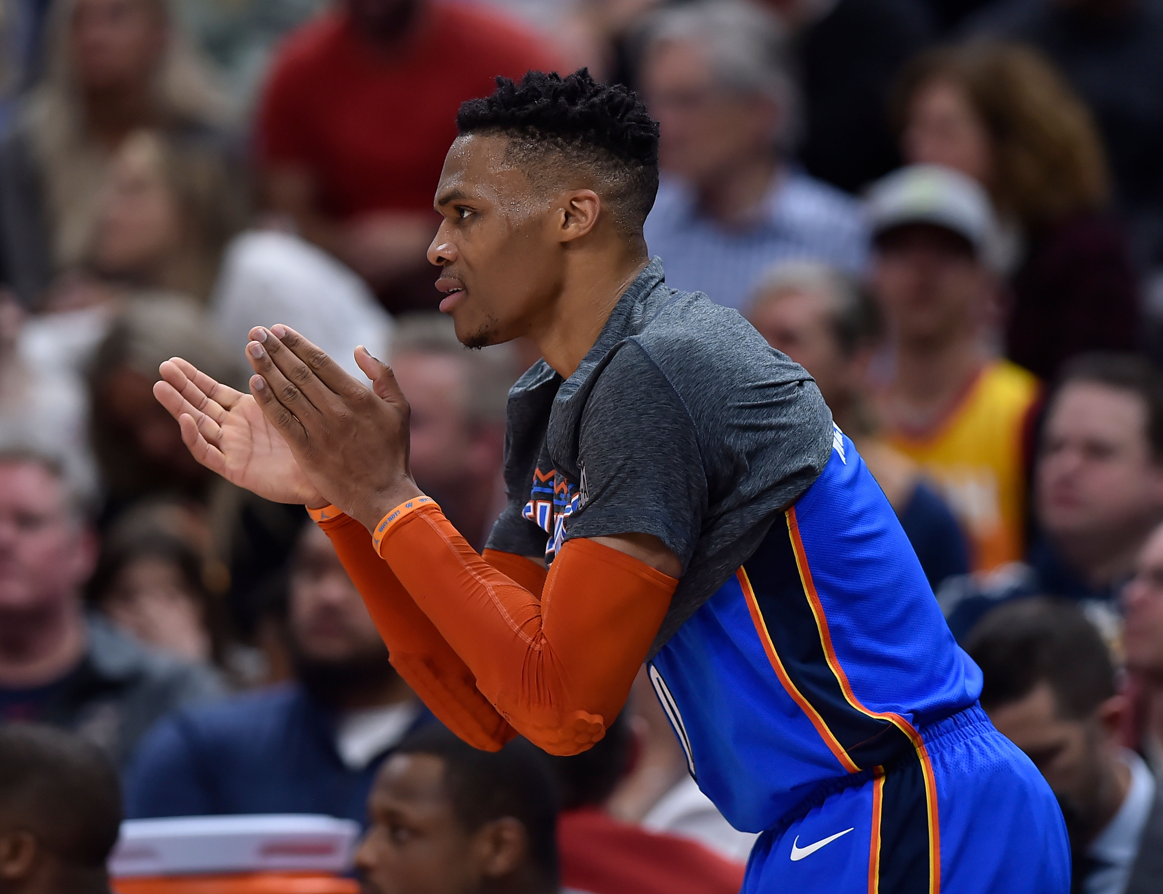 数据并不华 数据并不华