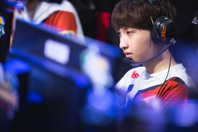 抗偶然性的 抗偶然性的