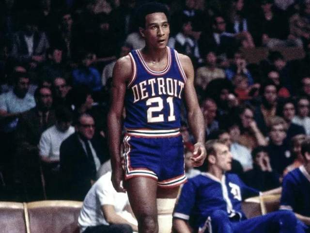 围绕首杀转 围绕首杀转